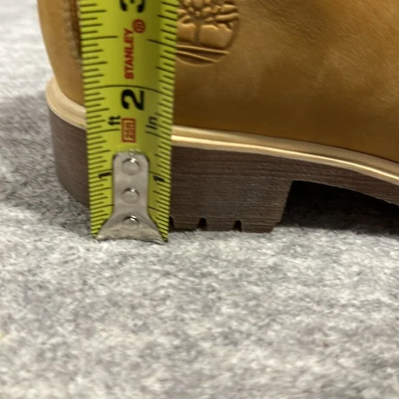 Women’s TIMBERLAND Suede Leather Classic Waterproof Boots, Size 8.5. - Picture 8 of 9